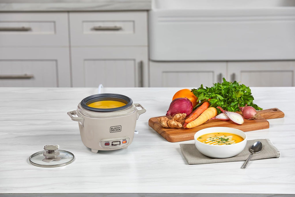 BLACK+DECKER 3-Cup Rice Cooker with Ceramic Nonstick Pot
