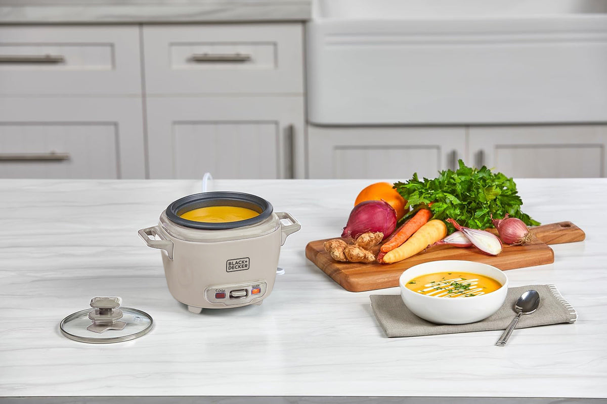 BLACK+DECKER 3-Cup Rice Cooker with Ceramic Nonstick Pot