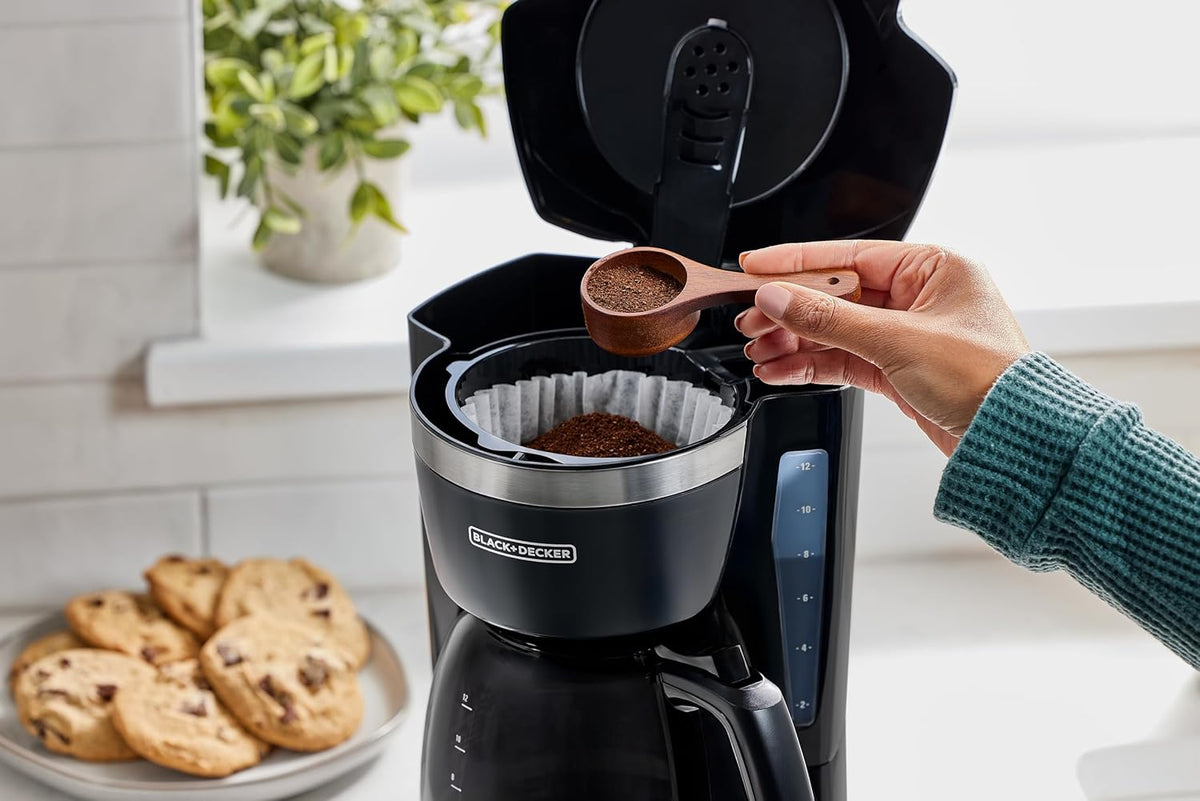 12 Cup Programmable Coffeemaker - Black